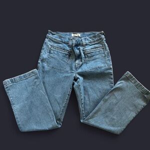 Madewell Straight Leg Kick Out Jeans in Medium Blue